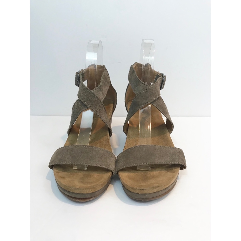 Lucky Brand “Kenadee” Wedge Sandal - Picture 8 of 8